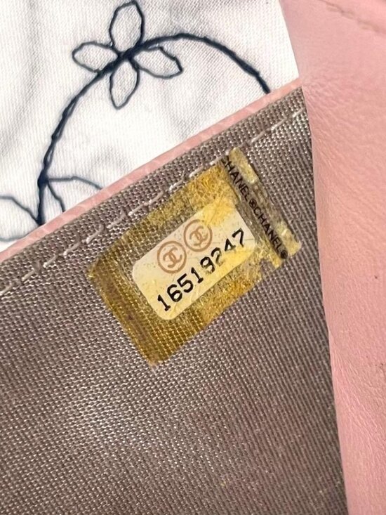 Chanel Chain Wallet Jumbo CC Logo - Picture 14 of 15